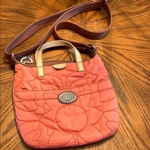 Fossil Key Per Crossbody